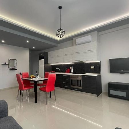 Maxim Deluxe Apartment Nea Alikarnassos Экстерьер фото